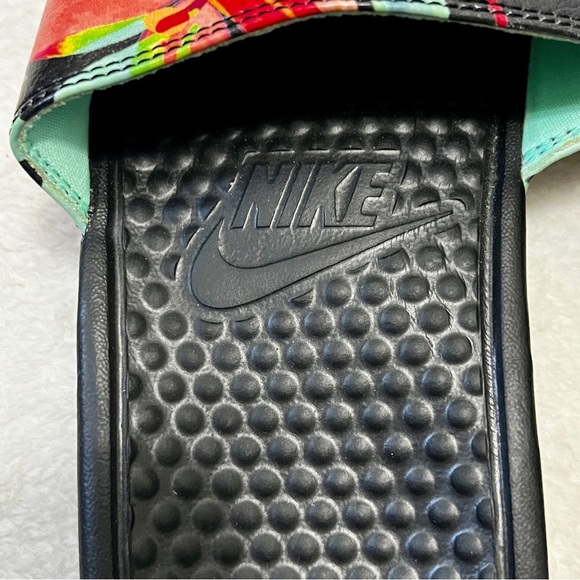 Nike Women's Benassi JDI Tropical Floral Slide Sandals - Size 7 - Picture 4 of 10